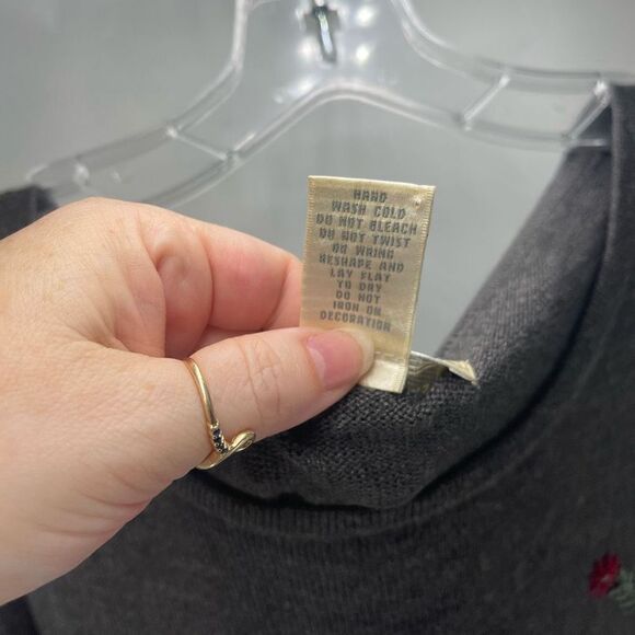 Studio Works Womens Tank Shirt Top Multicolor Floral Embroidered Acrylic Gray 2X - Picture 9 of 10